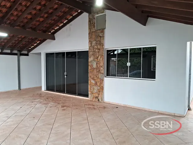 Casa 3 quartos e 1 banheiro, para alugar, no bairro Jardim da Alvorada em Nova Odessa