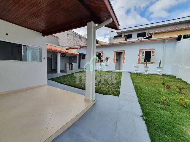 Casa com 250m² 5 quartos e 3 banheiros, à venda, no bairro Centro em Taubaté