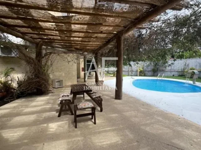 Casa 3 quartos e 3 banheiros, à venda, no bairro Condomínio Colonial Vale do Sol em Tremembé