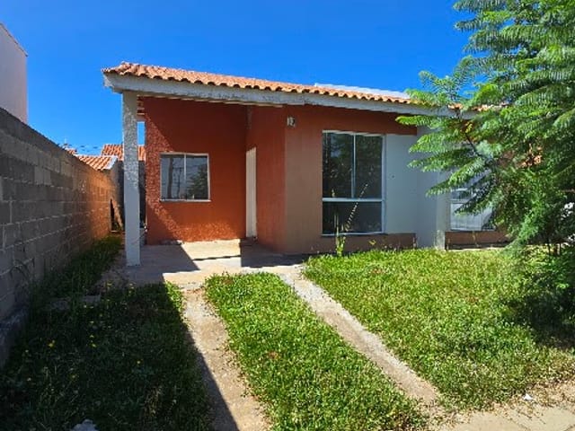 Casa com 58m² 2 quartos e 12 banheiros, à venda, no bairro Cará-cará em Ponta Grossa