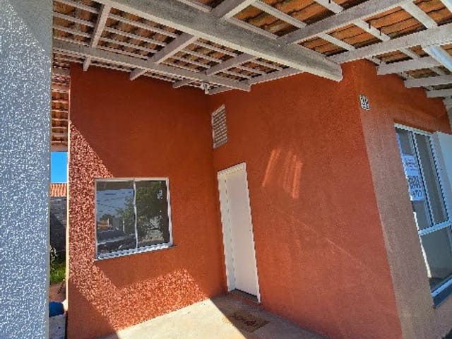 Casa com 58m² 2 quartos e 12 banheiros, à venda, no bairro Cará-cará em Ponta Grossa