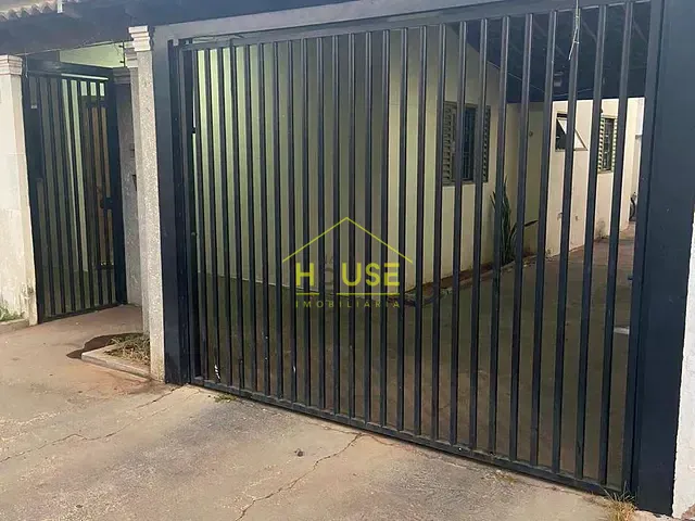 Casa com 131m² 2 quartos e 1 banheiro, à venda, no bairro Residencial Santa Bárbara em Fernandópolis
