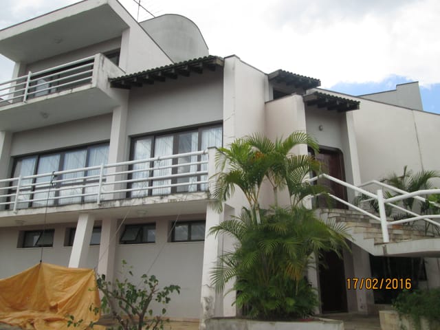Casa à venda, no bairro Vila Oliveira em Mogi Das Cruzes