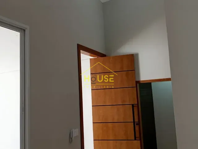 Casa com 250m² 3 quartos e 3 banheiros, à venda, no bairro Residencial Mário Benez em Fernandópolis