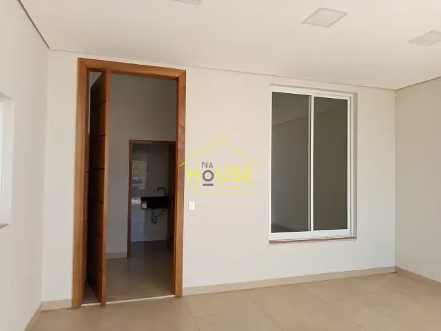 Casa com 250m² 3 quartos e 3 banheiros, à venda, no bairro Residencial Mário Benez em Fernandópolis