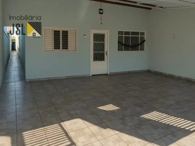 Casa com 175m² 2 quartos e 2 banheiros, à venda, no bairro Parque Residencial Santo André em Caçapava