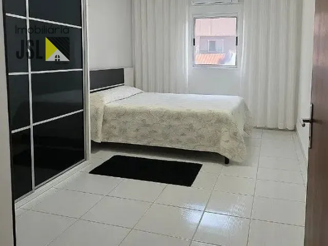 Casa com 175m² 2 quartos e 2 banheiros, à venda, no bairro Parque Residencial Santo André em Caçapava