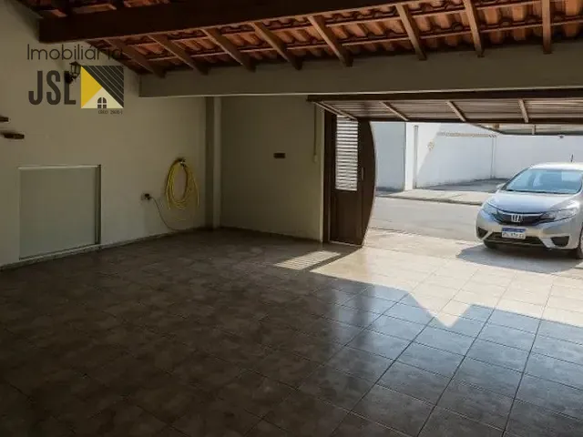 Casa com 175m² 2 quartos e 2 banheiros, à venda, no bairro Parque Residencial Santo André em Caçapava