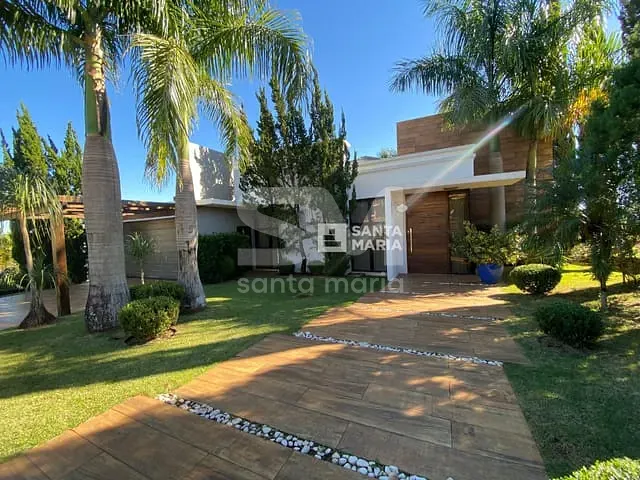 Casa com 1241m² 1 quarto e 2 banheiros, à venda, no bairro Espelho das Aguas em Chapecó