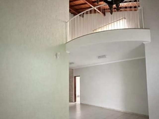 Casa com 500m² 3 quartos e 2 banheiros, à venda, no bairro Jardim das Paineiras em Águas da Prata