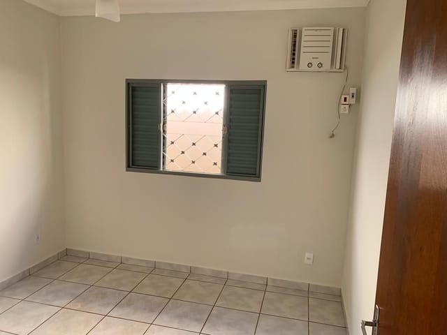 Foto do Casa - CASA 3 QUARTOS 2 VAGAS PARQUE DOS SERVIDORES | ARROYO E LUZ IMOBILIARIA LTDA