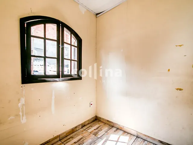 Casa 1 quarto e 3 banheiros, para alugar, no bairro Vila Ester em Carapicuíba