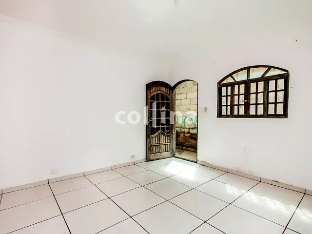 Casa 1 quarto e 3 banheiros, para alugar, no bairro Vila Ester em Carapicuíba