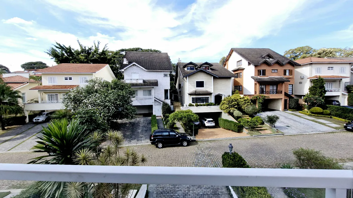 Casa no condomínio Cond GreenTown para venda com 4 quartos, sendo 4 suítes, 354m²