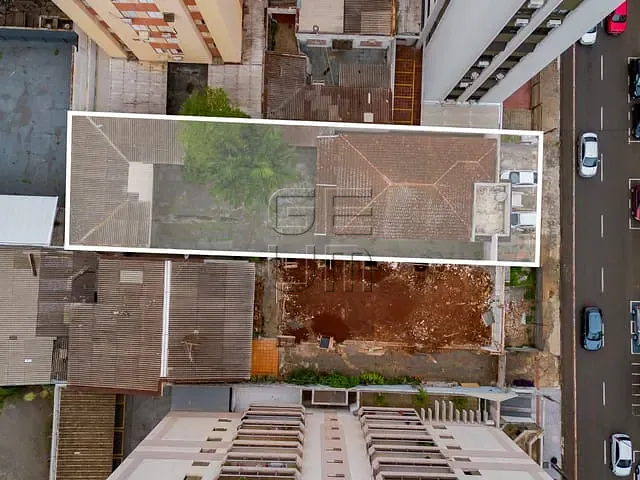 Casa com 563m², à venda, no bairro Centro em Londrina