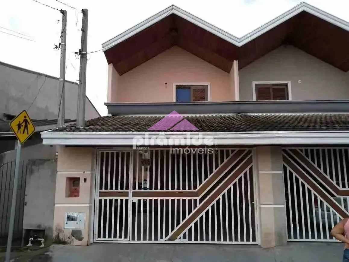 Casa, 3 quartos, 126 m² - Foto 1