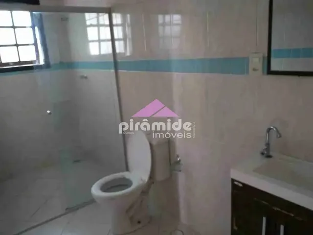 Casa com 126m² 3 quartos e 2 banheiros, à venda, no bairro Eugenio de Melo em São José Dos Campos