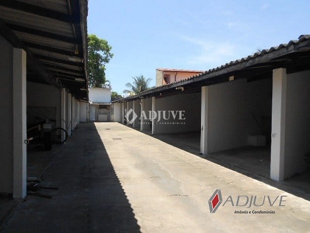 Casa à venda com 2 quartos, 60m² - Foto 17