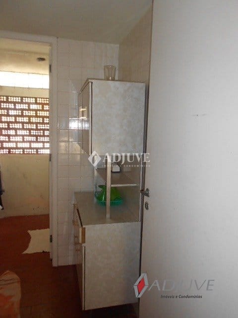 Casa à venda com 2 quartos, 60m² - Foto 10