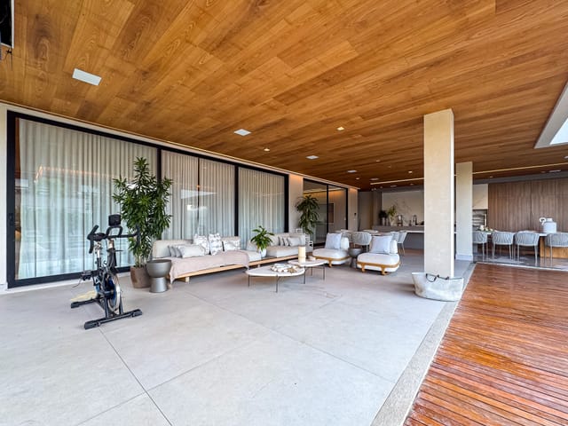 Casa 6 quartos e 8 banheiros, à venda, no bairro Barra da Tijuca em Rio de Janeiro