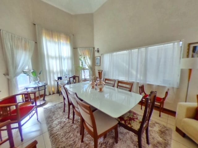 Casa com 415m² 4 quartos e 4 banheiros, à venda, no bairro Urbanova em São José dos Campos