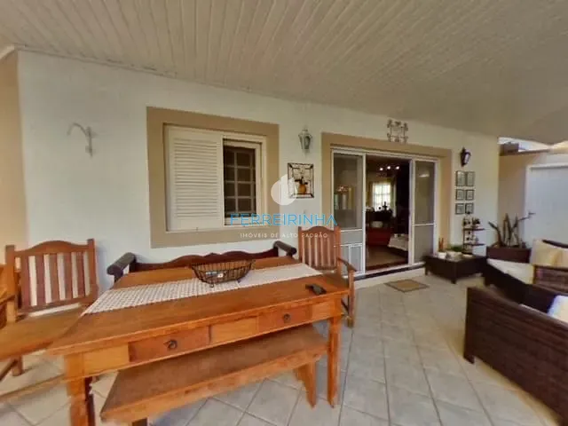 Casa com 415m² 4 quartos e 4 banheiros, à venda ou para alugar, no bairro Urbanova em São José dos Campos
