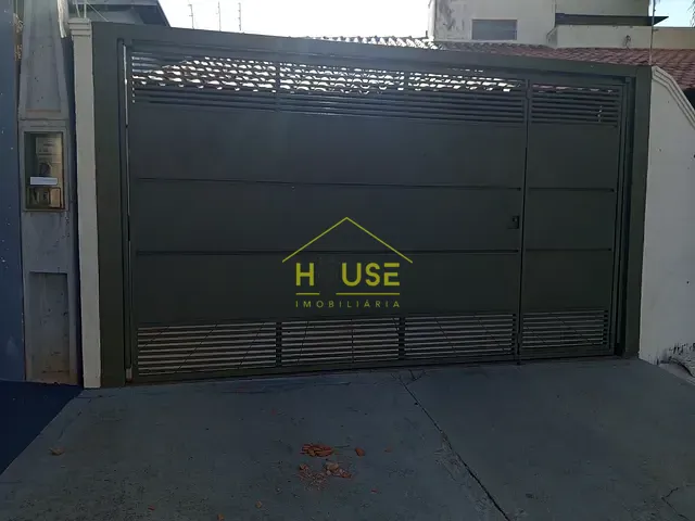 Casa 2 quartos e 1 banheiro, para alugar, no bairro Parque Universitário em Fernandópolis