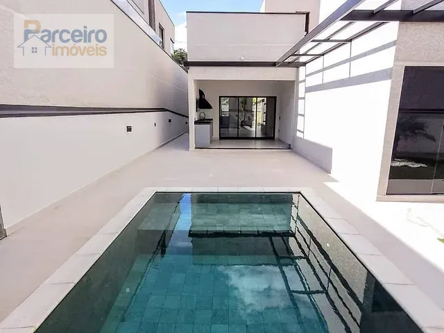 Casa 3 quartos e 4 banheiros, à venda, no bairro Chácaras Maringá em Atibaia