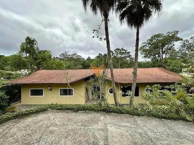Casa 5 quartos e 8 banheiros, à venda, no bairro Chácaras do Refúgio-Granja Viana em Cotia
