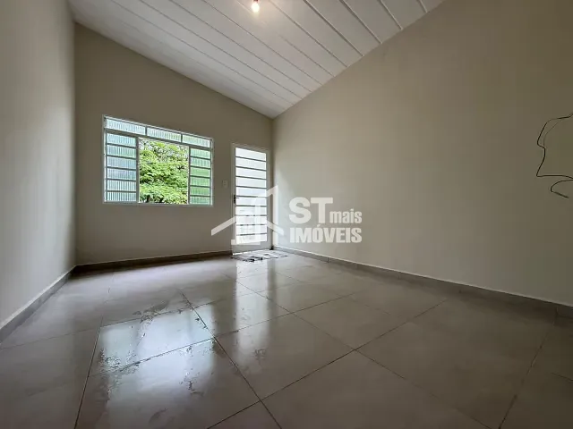 Casa com 150m² 2 quartos e 1 banheiro, à venda, no bairro Jardim Alto da Serra em Andradas