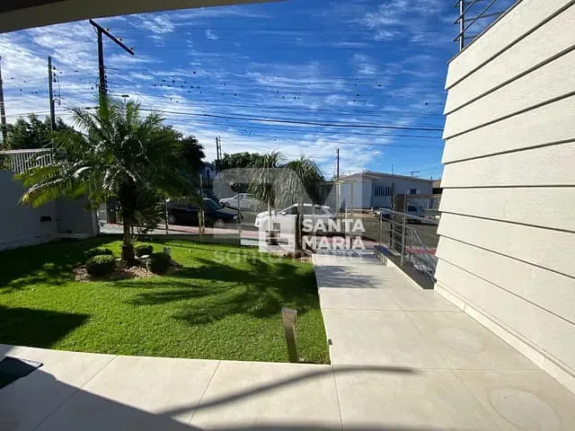 Casa com 457m² 3 quartos e 2 banheiros, à venda, no bairro Passo dos Fortes em Chapecó