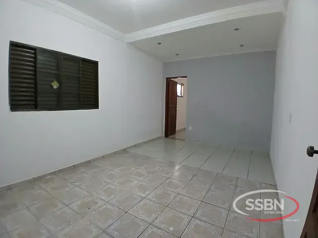 Casa 2 quartos e 1 banheiro, para alugar, no bairro Jardim Capuava em Nova Odessa