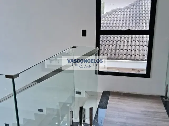 Casa com 400m² 4 quartos e 6 banheiros, à venda, no bairro Urbanova em São José dos Campos