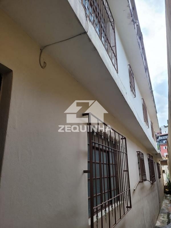 Casa à venda com 3 quartos, 160m² - Foto 7