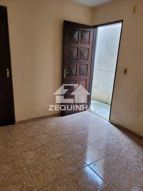 Casa à venda com 3 quartos, 160m² - Foto 9