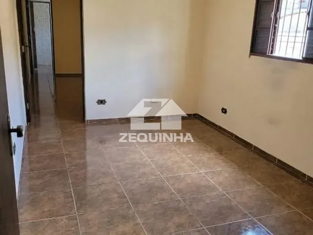 Casa com 170m² 3 quartos e 2 banheiros, à venda, no bairro Helena Maria em Osasco