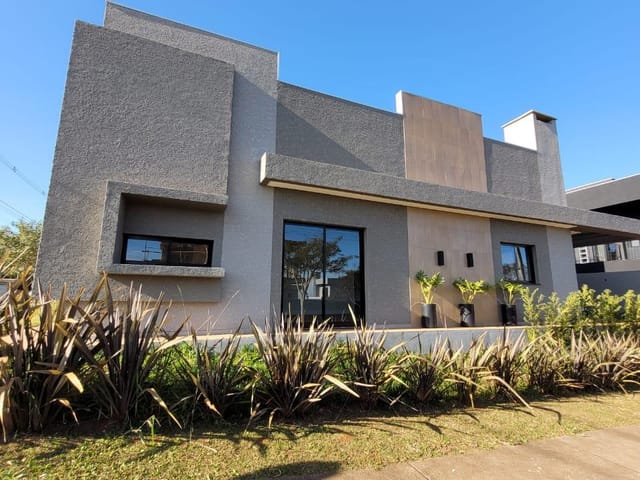 Casa com 311m² 3 quartos e 3 banheiros, à venda, no bairro Jardim Carvalho em Ponta Grossa
