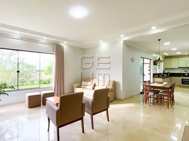 Casa com 1300m² 3 quartos e 5 banheiros, à venda, no bairro Esperança em Londrina