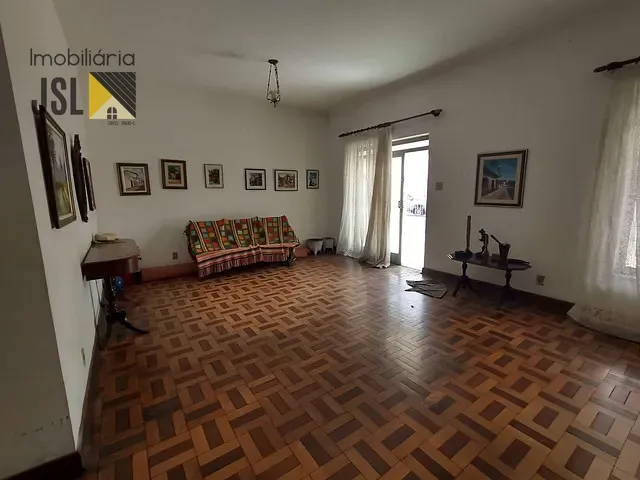 Casa com 627m² 4 quartos e 1 banheiro, à venda, no bairro Vila Resende em Caçapava