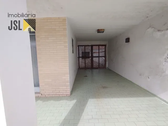 Casa com 627m² 4 quartos e 1 banheiro, à venda, no bairro Vila Resende em Caçapava