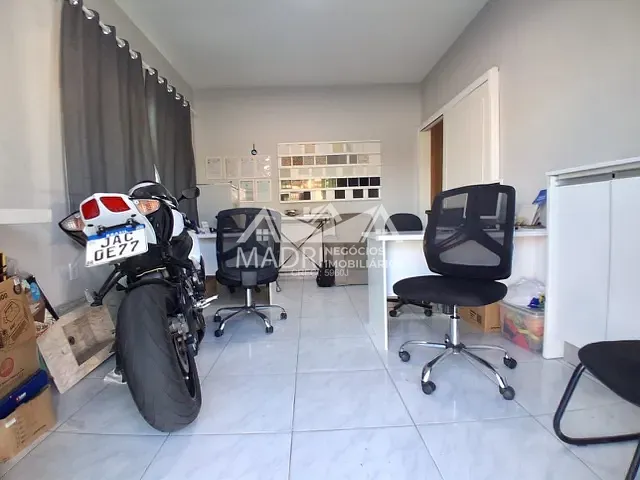 Casa com 300m² 4 quartos e 2 banheiros, à venda, no bairro Passa Vinte em Palhoça