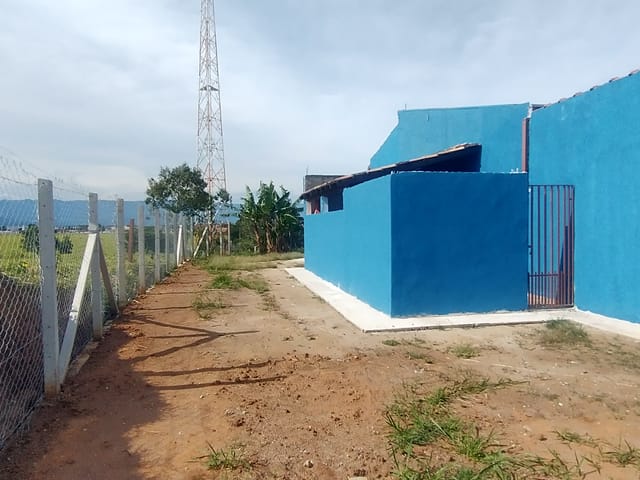 Casa 2 quartos e 2 banheiros, à venda, no bairro Residencial Comercial Cidade Vista Alegre em Pindamonhangaba