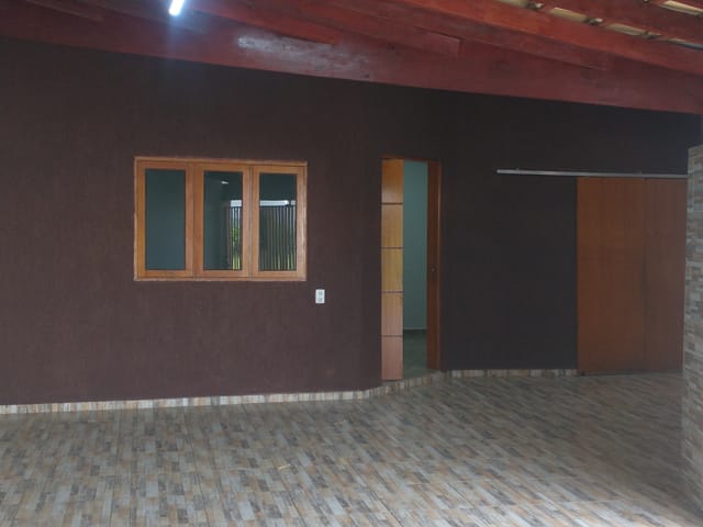 Casa 2 quartos e 2 banheiros, à venda, no bairro Residencial Comercial Cidade Vista Alegre em Pindamonhangaba