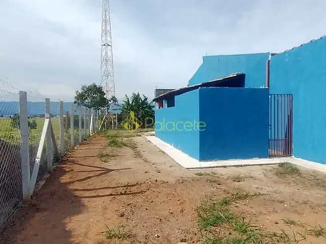 Casa 2 quartos e 2 banheiros, à venda, no bairro Residencial Comercial Cidade Vista Alegre em Pindamonhangaba