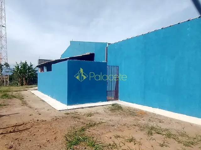 Casa 2 quartos e 2 banheiros, à venda, no bairro Residencial Comercial Cidade Vista Alegre em Pindamonhangaba
