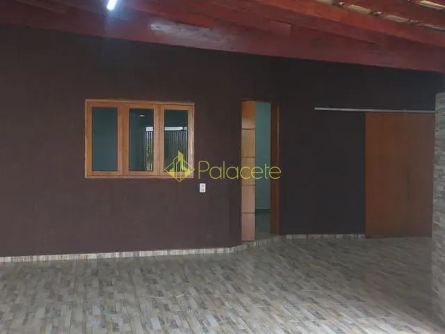 Casa 2 quartos e 2 banheiros, à venda, no bairro Residencial Comercial Cidade Vista Alegre em Pindamonhangaba