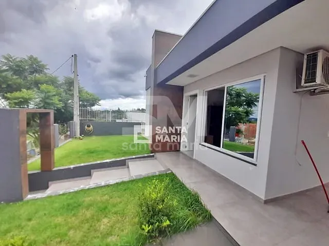Casa com 240m² 1 quarto e 1 banheiro, à venda, no bairro Desbravador em Chapecó