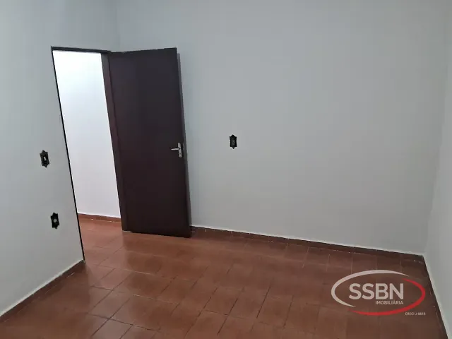 Casa 1 quarto e 1 banheiro, para alugar, no bairro Jardim Europa em Nova Odessa