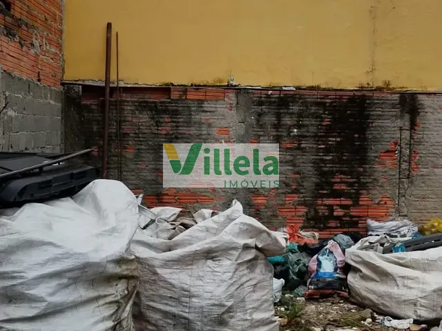 Casa 2 quartos e 2 banheiros, à venda, no bairro Jardim Anita em Itaquaquecetuba