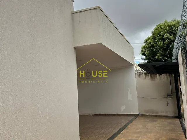 Casa com 258m² 3 quartos e 2 banheiros, à venda, no bairro Residencial Mário Benez em Fernandópolis